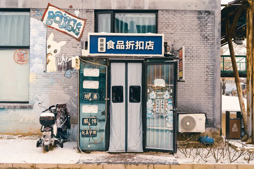 数据中心机房电池柜与稳压器搭配安装技术指南
