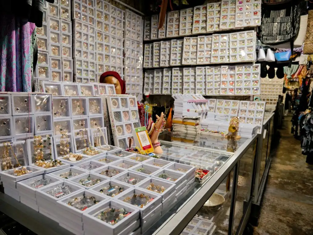 数据中心UPS不间断电源产品选型要点与配置方案解析